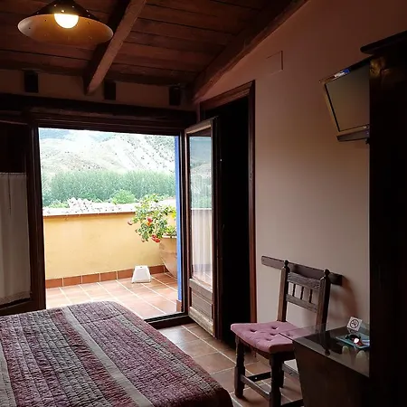 Rural El Horno De فندق Aliaga